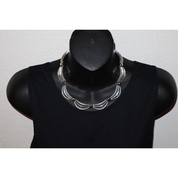 Fashion Jewelry Jewelry - Vintage Scalloped Garland Beaded Swag Silver Tone Choker Necklace 16/17"